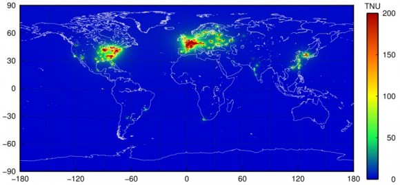 Dibujo20150217 map worldwide predicted antineutrino signals from nuclear power plants - arxiv org