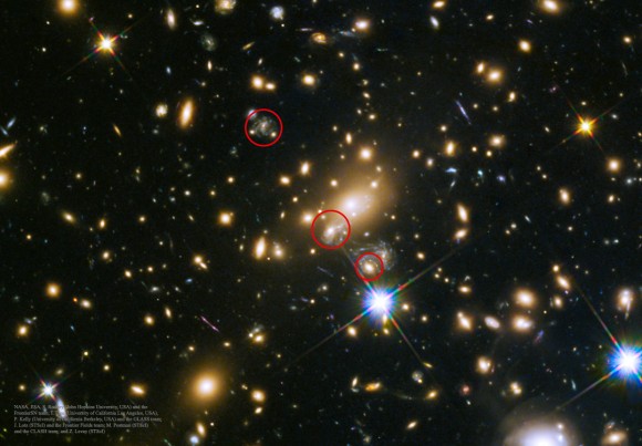 Dibujo20151221_Refsdal_SN_Hubble_Space_Telescope_NASA