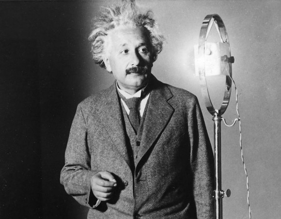 Dibujo20180501 Albert Einstein in Caputh Germany in 1929 Credit Ullsten Bild via Getty Images
